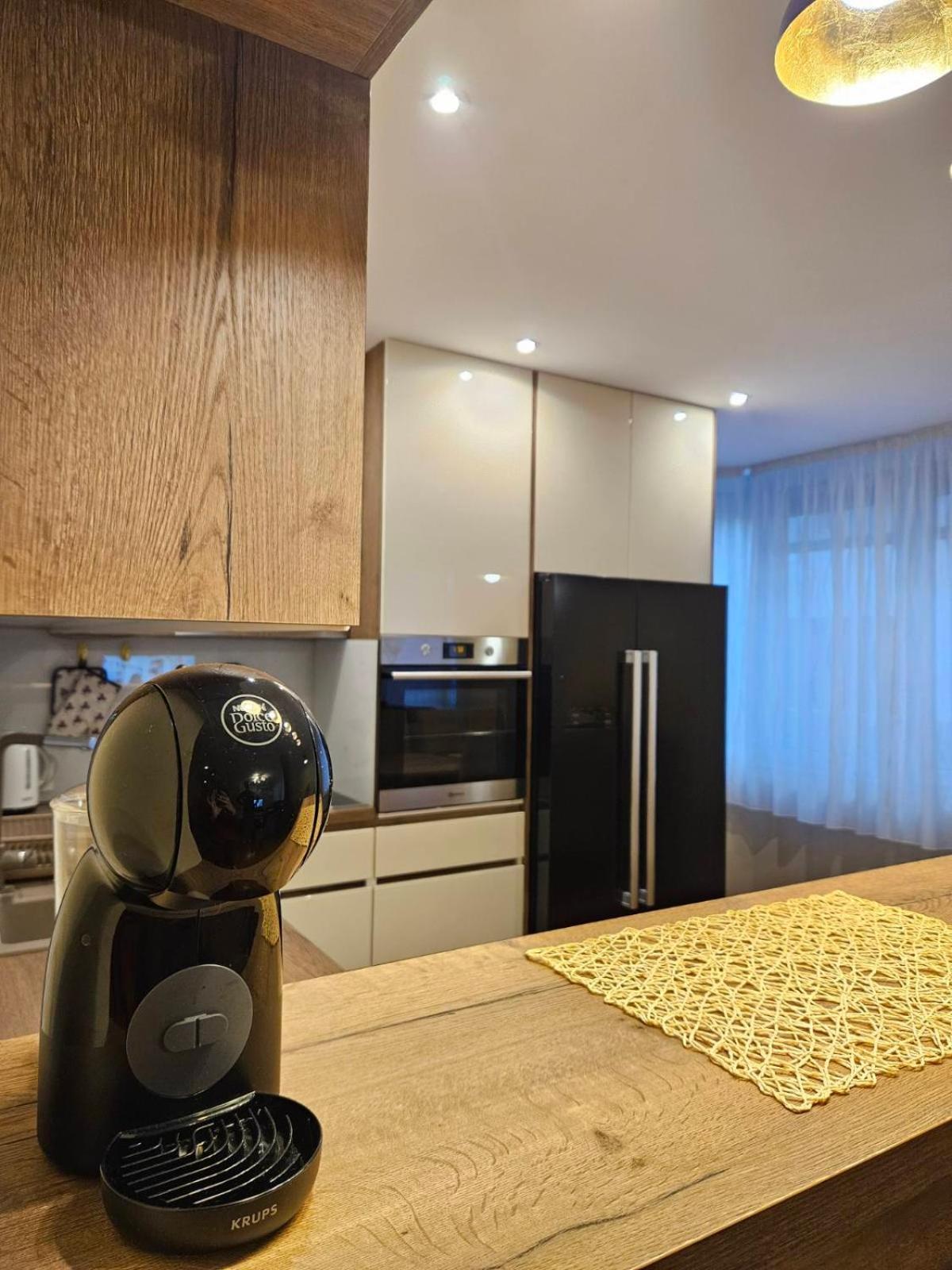Apartman Centar Bulevar Ex Sa Garazom Banja Luka Esterno foto